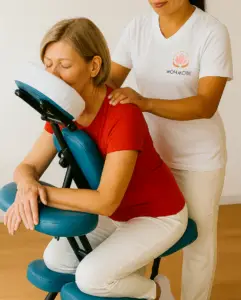 Mobile Massage auf dem Massagestuhl